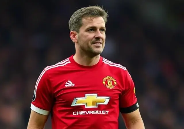 Alex Crook backs FlexUTD: talkSPORT debate splits Man United fanbase over manager’s future