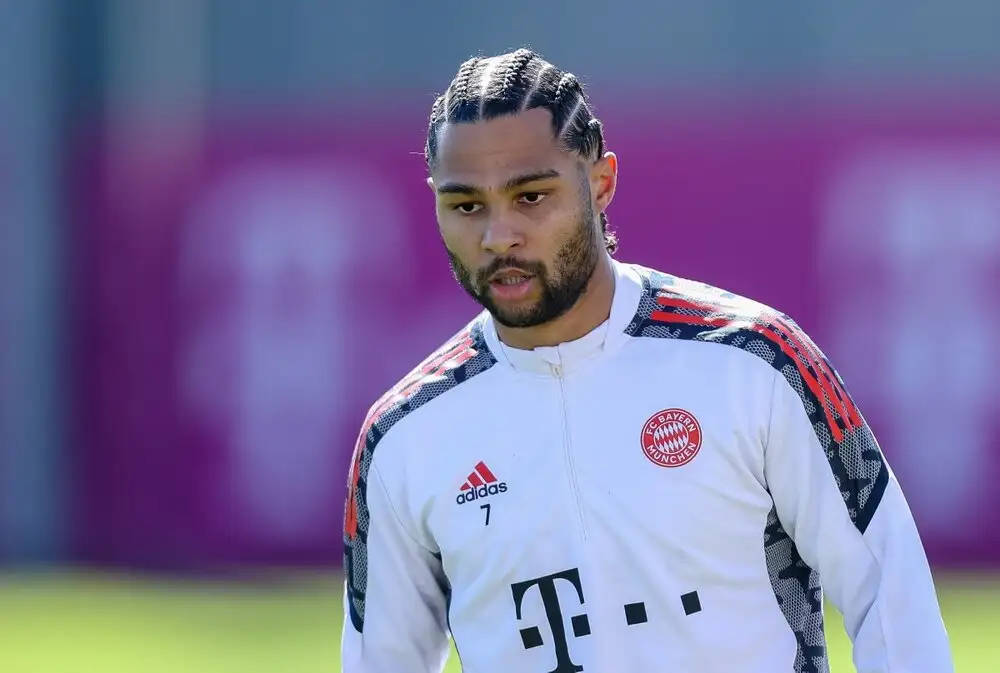 Bayern push one‑third pay cut as Serge Gnabry extension to 2028 gathers momentum