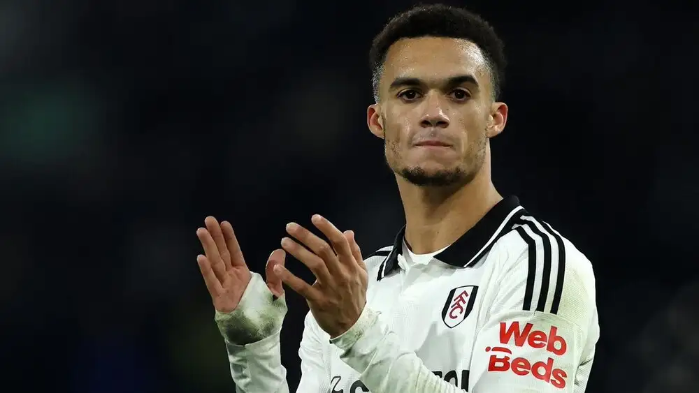 Manchester United closing in on left-side upgrade: Antonee Robinson identified as ideal wing-back profile