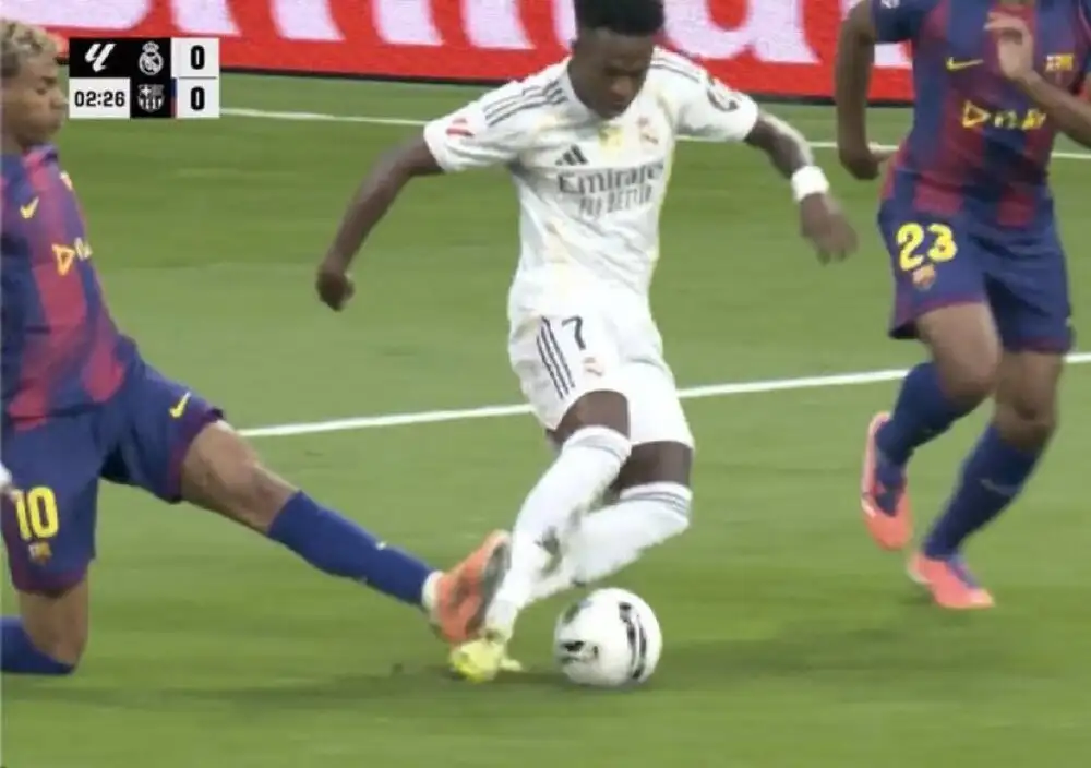 Penalty or Not? The Frame-by-Frame VAR Verdict on the Barça–Madrid Flashpoint