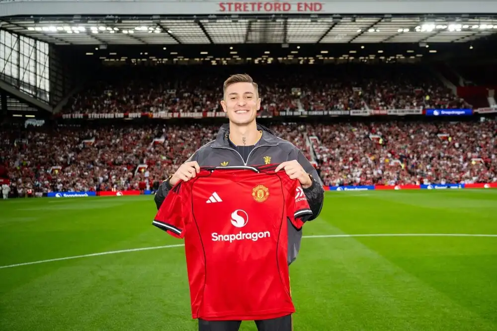 United wise to swerve Delap and Gyökeres — momentum builds toward Benjamin Šeško as the perfect fit