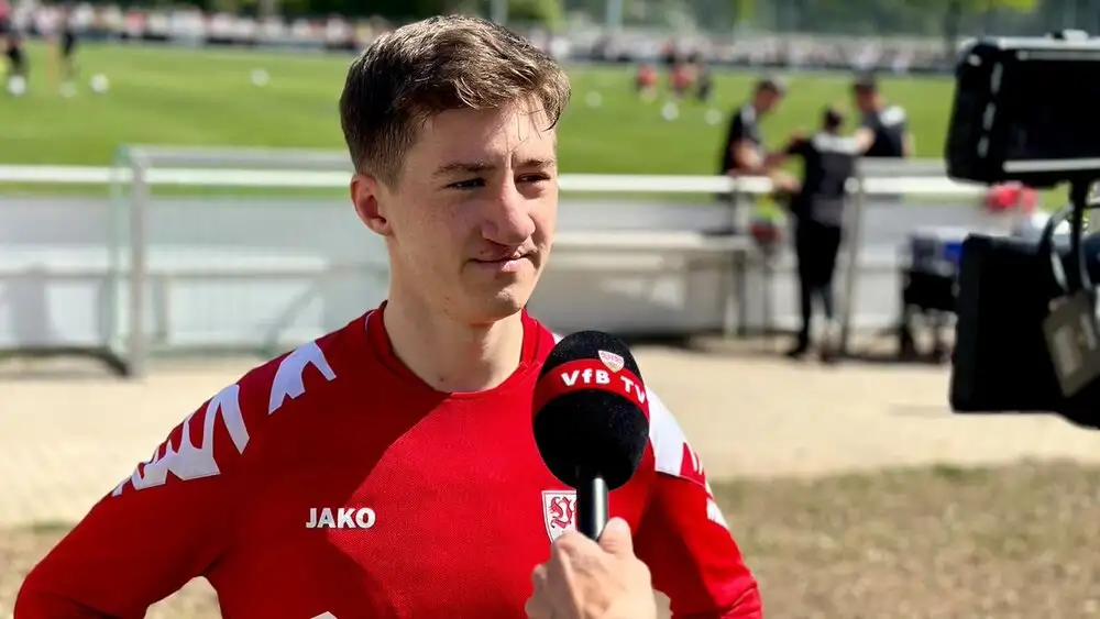 Manchester United accelerate Angelo Stiller pursuit as Jason Wilcox leads shortlist with Carlos Baleba