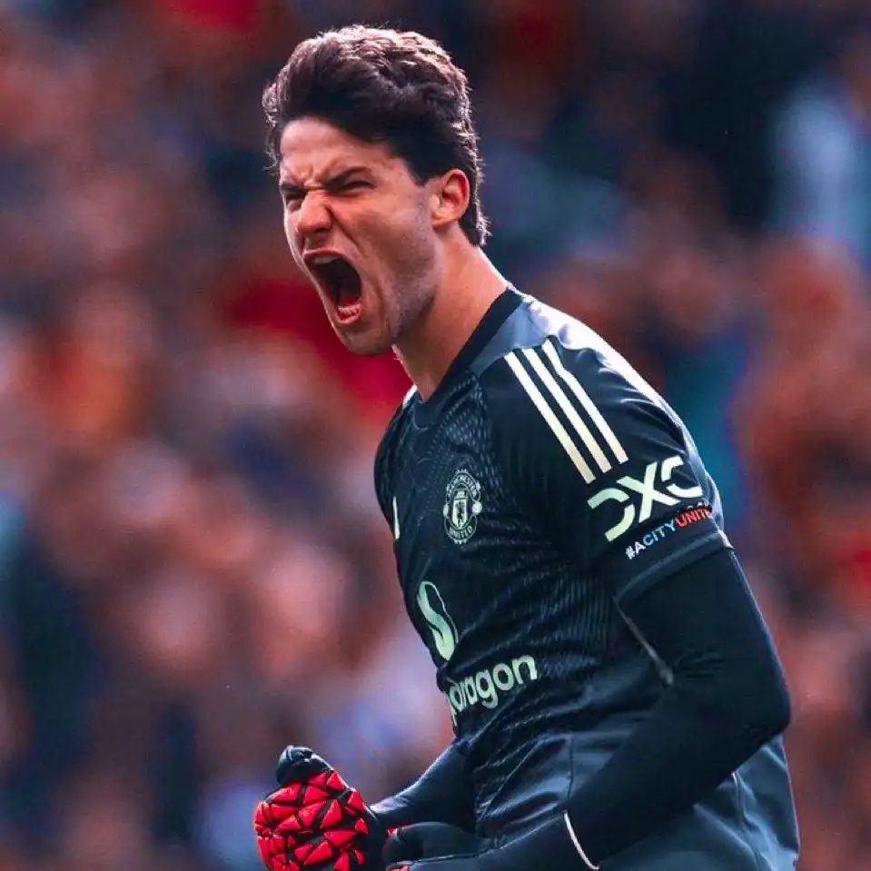 Senne Lammens’ £18m debut delivers first Man United clean sheet of the season as Sesko scores again