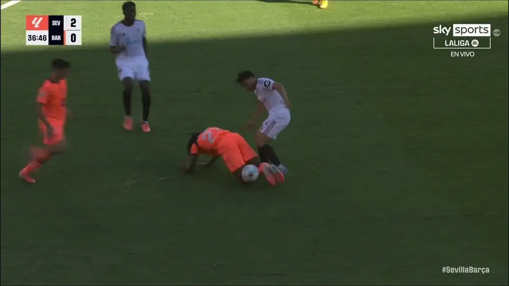 Pedri’s foul claim on Koundé before Barça’s second concession? The referee got it right