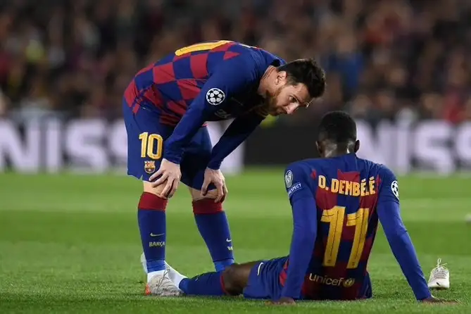 Ousmane Dembélé names Messi’s 2019 embrace as his favorite photo, reigniting Barça-era nostalgia