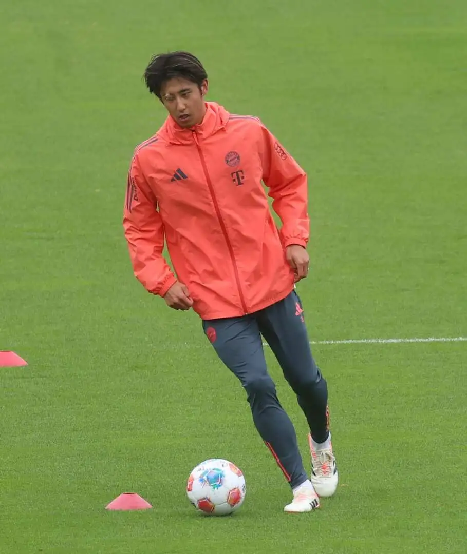 Bayern pause group training for first week of international break; Neuer, Ulreich, Boey, Guerreiro on tailored plans as rehab group works at Säbener Straße
