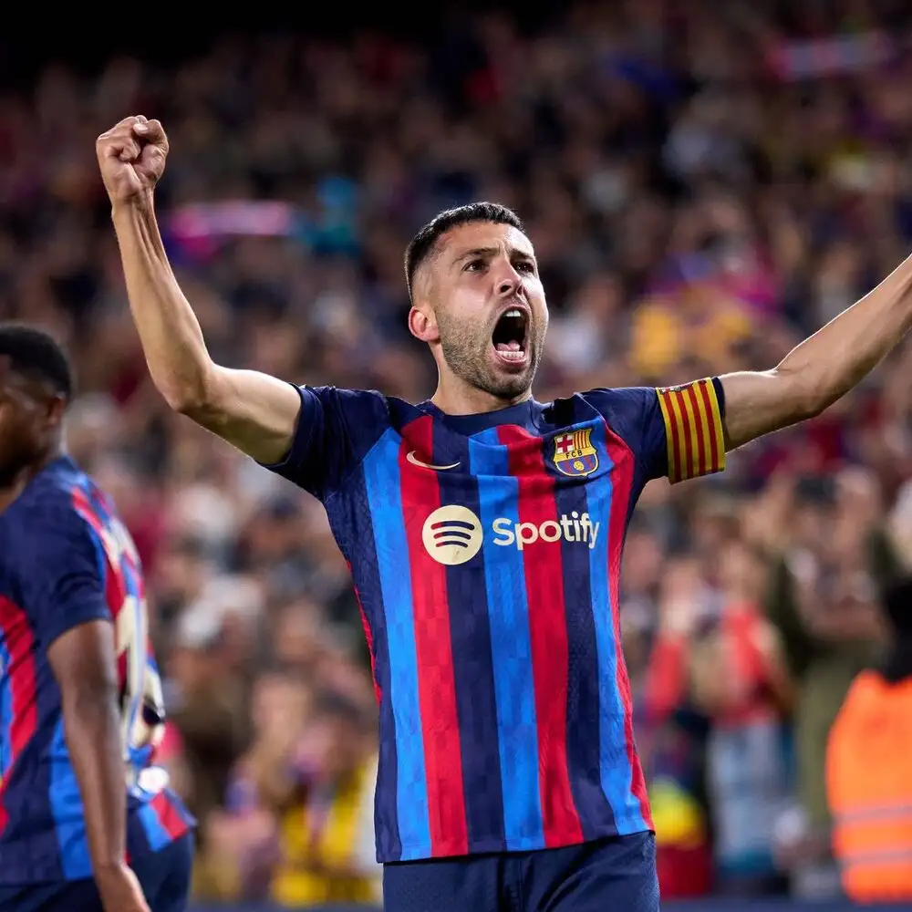 Barça icon Jordi Alba announces retirement from football