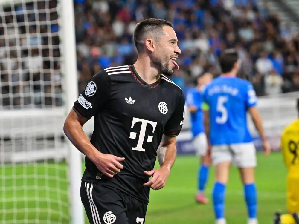Juventus move for Raphaël Guerreiro in January: Bayern open to talks, Motta’s ideal inverted full‑back