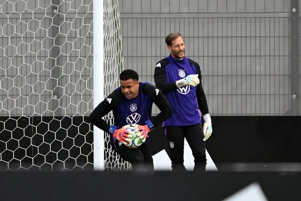 Noah Atubolu makes first senior Germany training appearance amid goalkeeper chatter