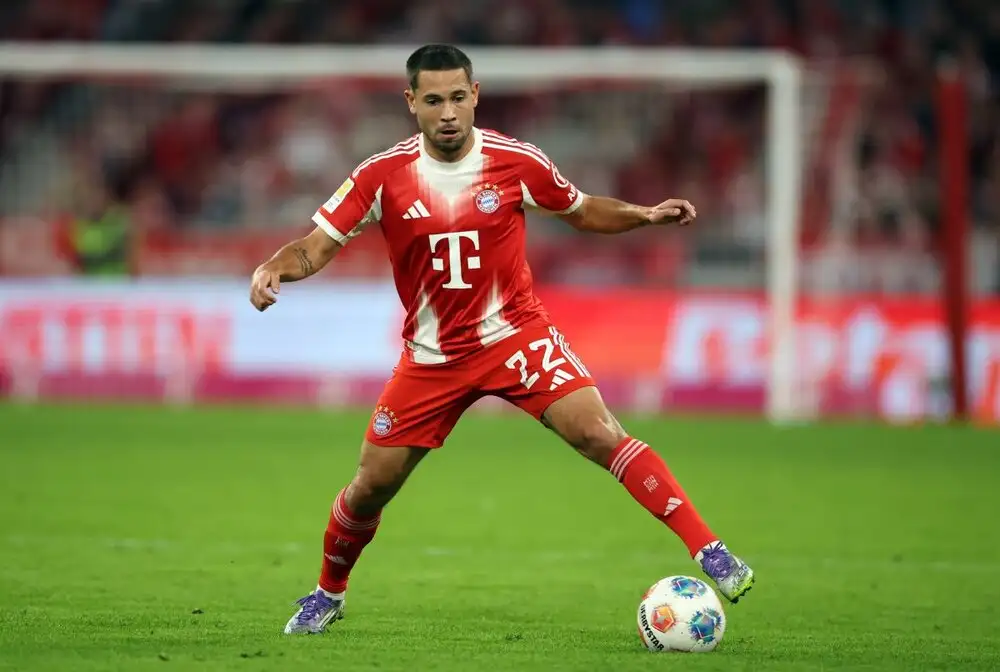 Juventus push January swoop for Raphaël Guerreiro as Bayern weigh sale pending replacement