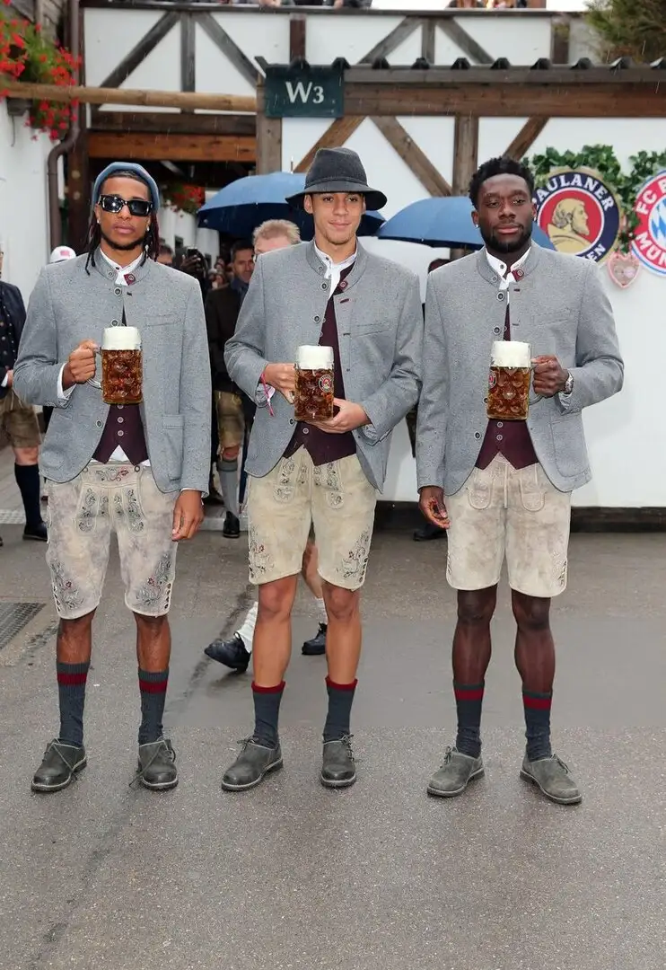 Michael Olise thriving at Bayern as Man City interest cools: chemistry with Musiala, Davies sets long-term course