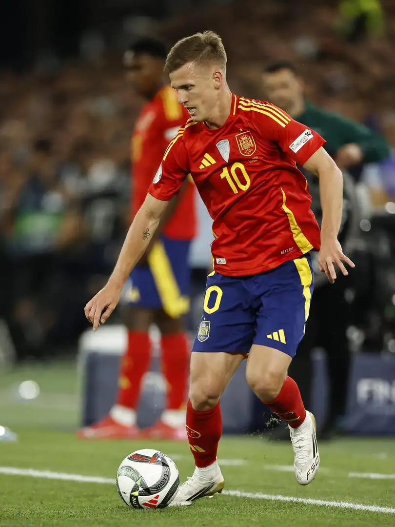 OFFICIAL: Dani Olmo returns to Barcelona — La Masia star comes home