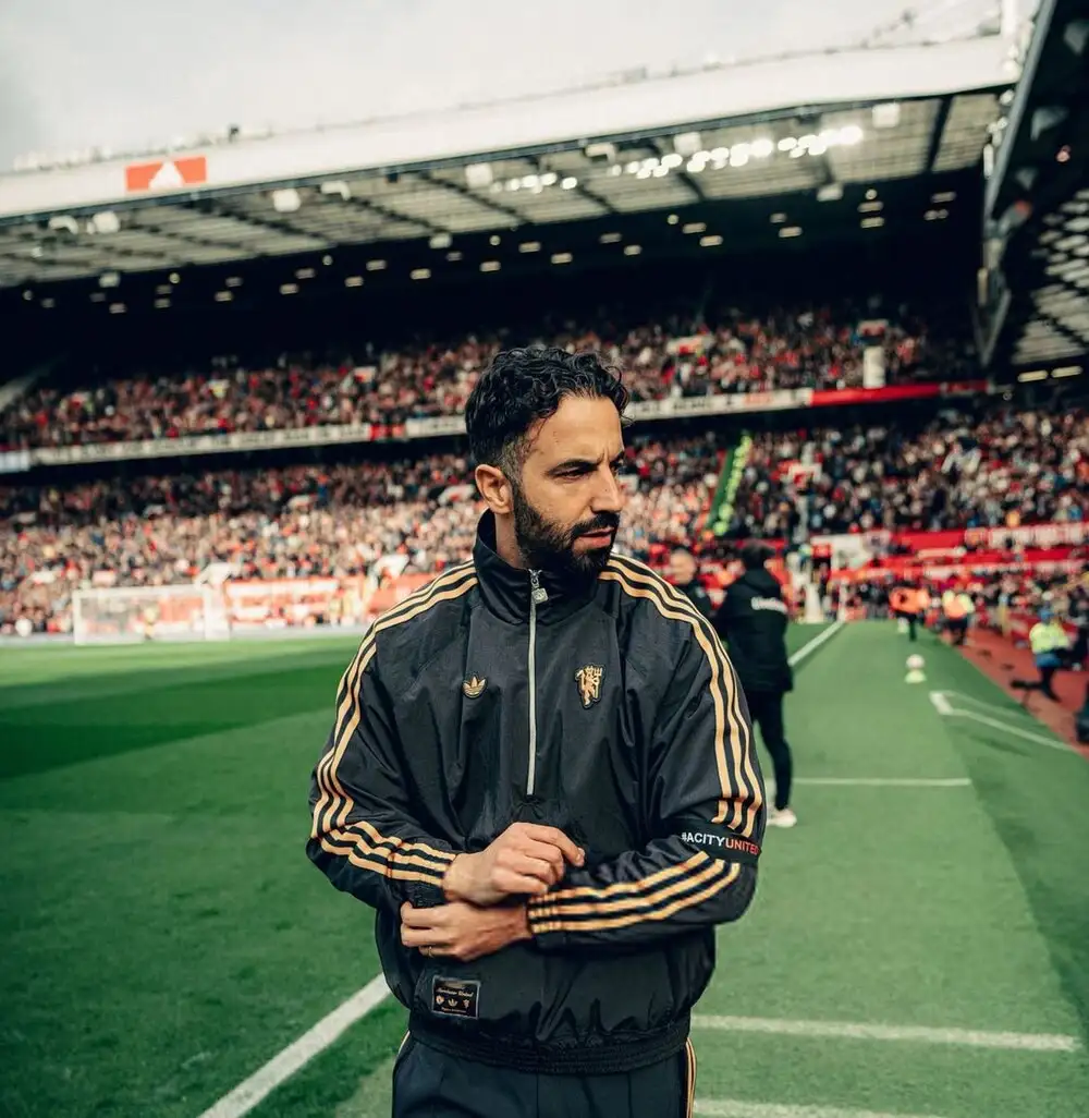 Manchester United set to prioritize a central midfielder and right wing-back in January