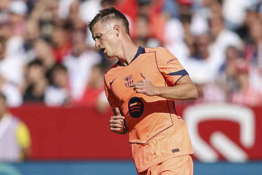 Dani Olmo returns to Barcelona with suspected soleus tear — rival view: don’t expect him back anytime soon