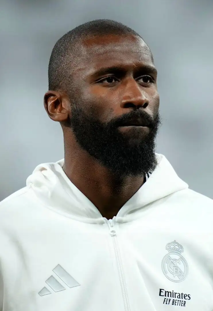 Antonio Rüdiger puts Real Madrid first: open to 2026 renewal, fitness takes priority