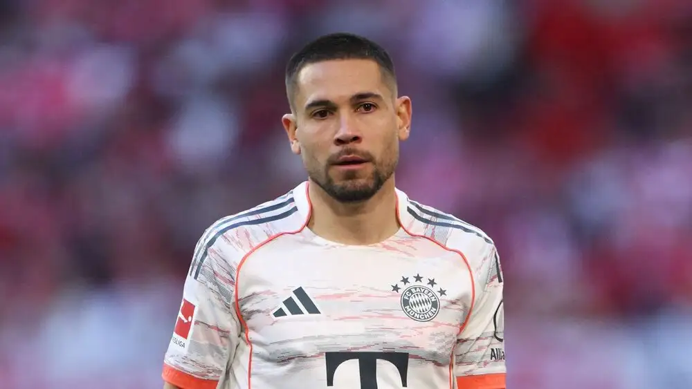 Bayern poised to keep Raphaël Guerreiro as Kompany leans on his inverted full‑back craft
