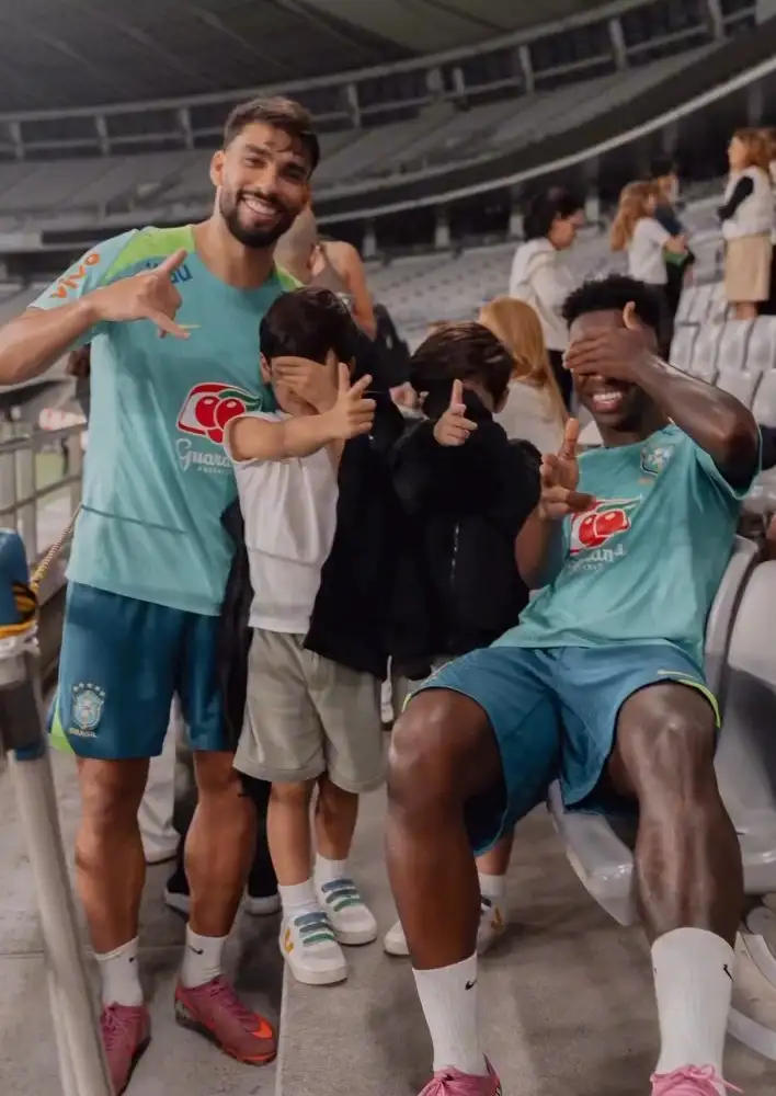Lucas Paquetá’s wholesome moment with Vinícius Júnior and his kids lights up social media