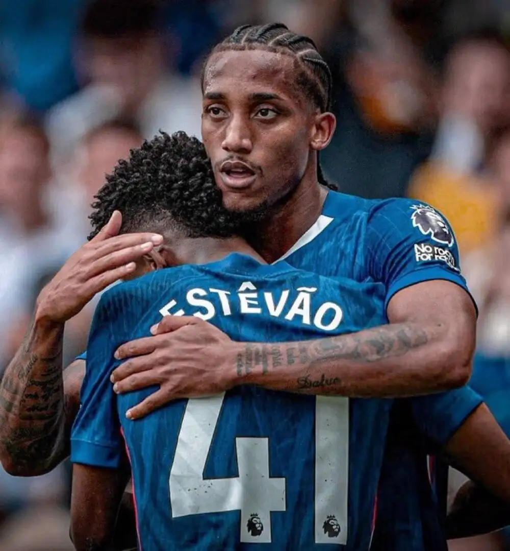 Ekitike vs Pedro: Fan Debate Reignites Transfer Buzz and Club Fits