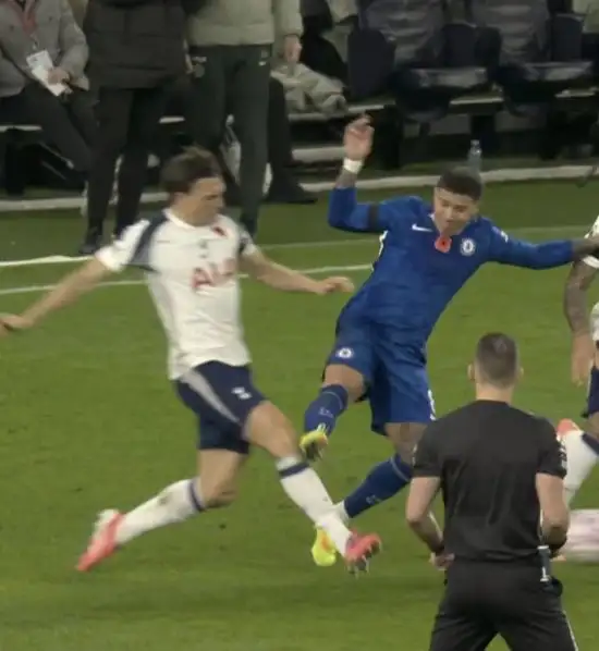 Enzo Fernandez’s yellow was correct: a veteran’s VAR-level breakdown