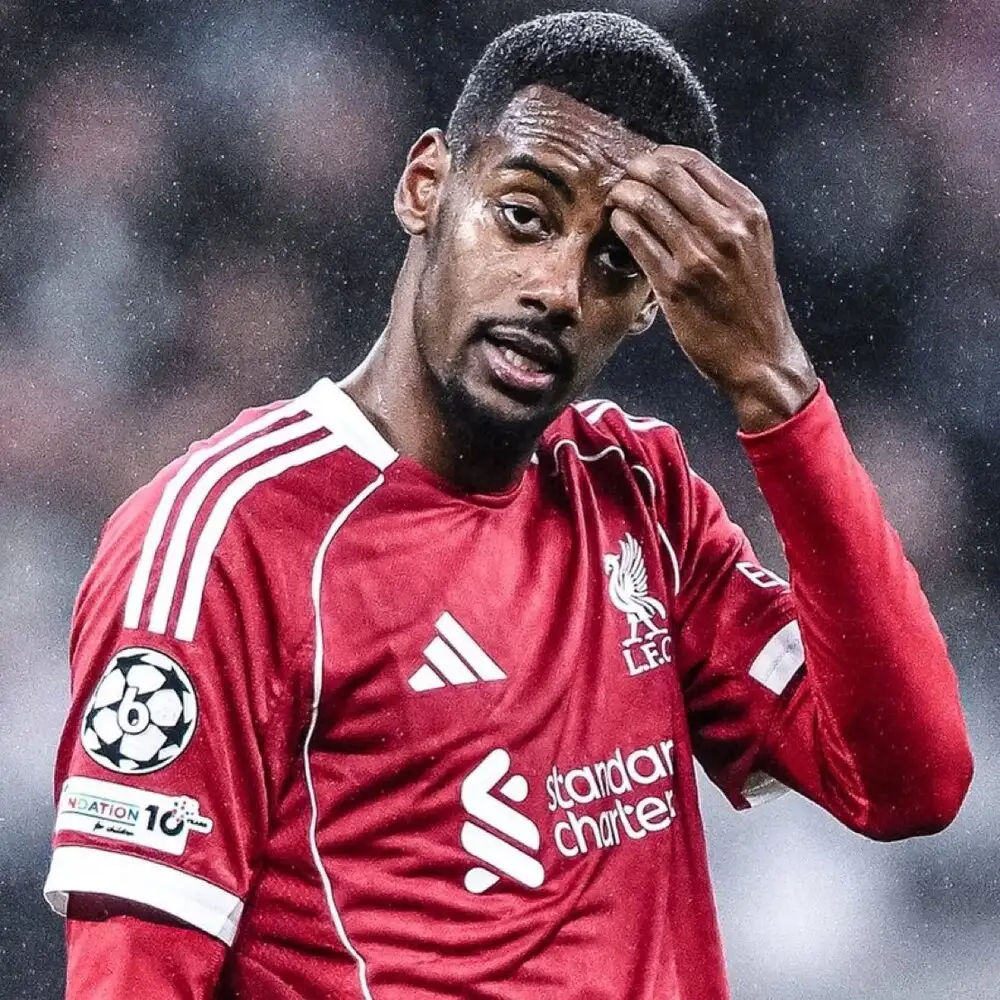Alexander Isak skips Newcastle training before Liverpool trip: major doubt and turmoil at Benton