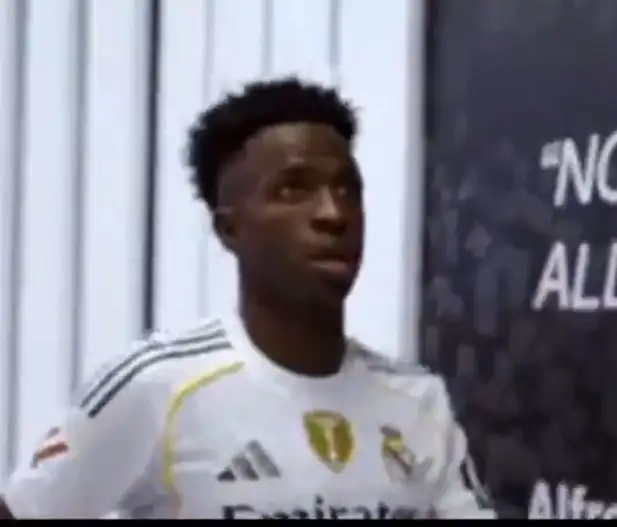 Vinicius Jr’s halftime quip to Courtois signals Real Madrid’s control and confidence