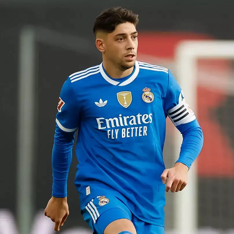 Fede Valverde out for international break - rivals smirk as Real Madrid sweat over his Elche 'return'