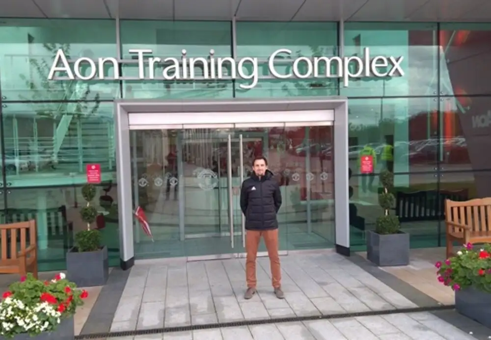 Manchester United eye Patrick Dorgu in £25m move - why the Lecce star fits perfectly