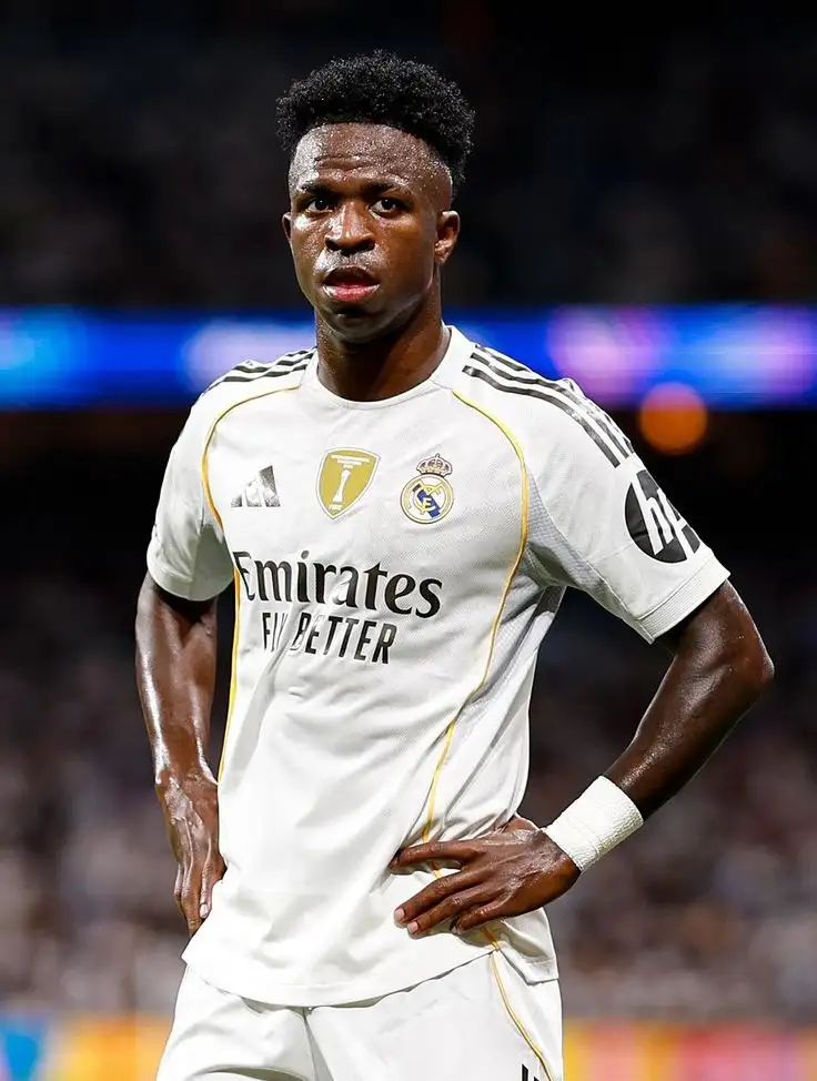 Vinícius Júnior turns down €20m net renewal - pushing for historic Real Madrid deal