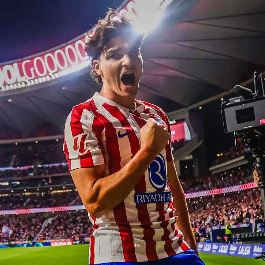 Barcelona push for Julián Álvarez gathers pace as Barça explore complex route via Atlético