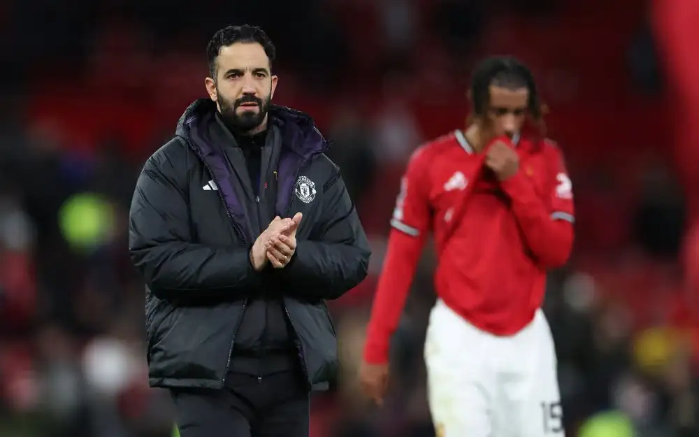 Manchester United push for two midfielders and a defender - James Garner on radar