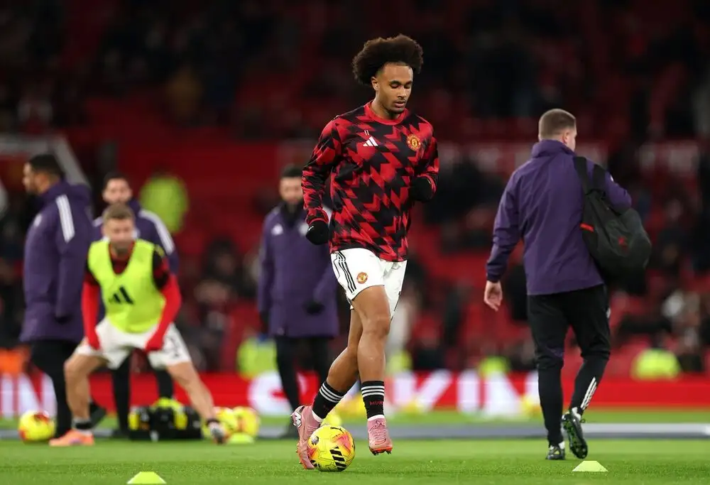 Roma close to Joshua Zirkzee after player green light - structure talks with Man United accelerate