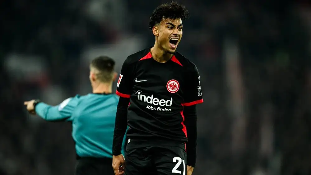 Manchester United move for Nathaniel Brown gathers pace as Frankfurt set €60-70m price