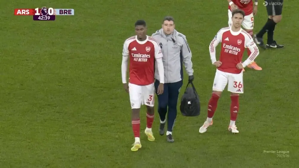 Cristhian Mosquera injury update at Valencia: rivals expect a longer layoff than the noise suggests