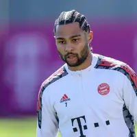 Bayern push one‑third pay cut as Serge Gnabry extension to 2028 gathers momentum photo