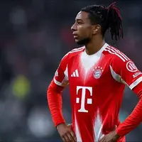 Bayern shut down Olise release-clause talk as Premier League giants circle photo
