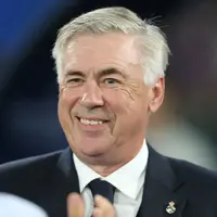 Fran González shrugs off Buffon comparisons: "I’ll write my own story" photo