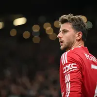 Man United Team News: Malacia Returns, Maguire Out, Mount Fit for Matchday photo