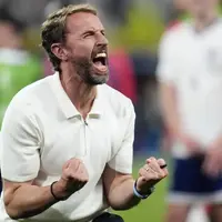 Report: Southgate set to reject any Man United approach in post-Amorim scenario photo