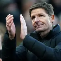 Oliver Glasner emerges as leading candidate to replace Ruben Amorim at Manchester United photo