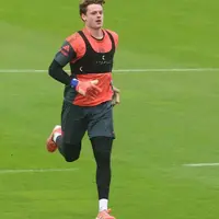 Bayern pause group training for first week of international break; Neuer, Ulreich, Boey, Guerreiro on tailored plans as rehab group works at Säbener Straße photo