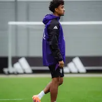 Nathaniel Brown earns first senior Germany training after Frankfurt surge photo