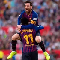 Dembélé’s playful reveal: his wife saved a Messi–Dembélé goal photo on her phone photo