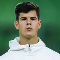 Real Madrid set sights on homegrown boost: Chema Andrés and Nico Paz headline 2025 plan photo
