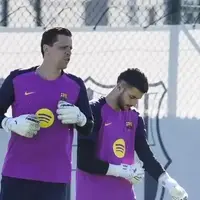 Szczęsny backs Joan García for El Clásico: “He’ll be the best goalkeeper in the world” photo