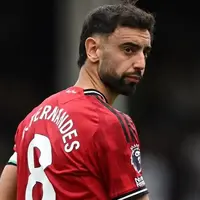 Bruno Fernandes rejects Saudi switch, commits to leading Manchester United’s top‑five push photo