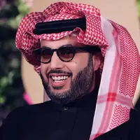 Manchester United deny ‘advanced sale talks’ after Turki Alalshikh claim photo