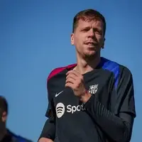 Wojciech Szczęsny: Learn from Buffon and Cech, but forge your own goalkeeping style photo