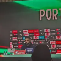 Bruno Fernandes shuts Saudi talk: Man United captain reaffirms commitment beyond World Cup narratives photo