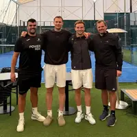 Manuel Neuer reunites with Ivan Rakitić and Toni Tapalović in sunny Croatia during Bayern break photo