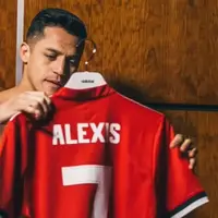 Alexis Sánchez reveals he nearly joined Man City before choosing Man United in 2018 photo